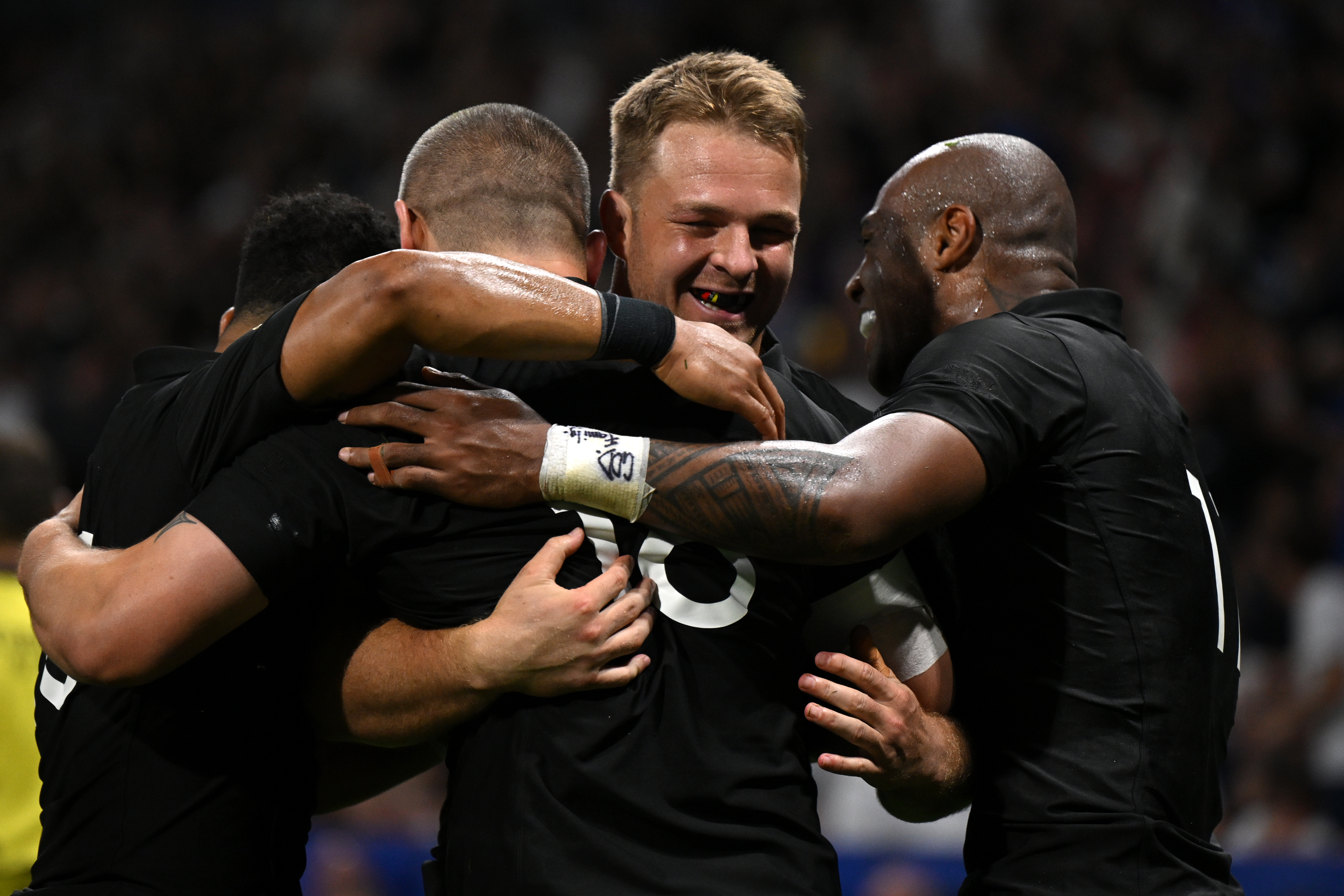 ニュージーランド　オールブラックス 準々決勝に向けてオールブラックスは6人の選手を変更-ニュージーランド
